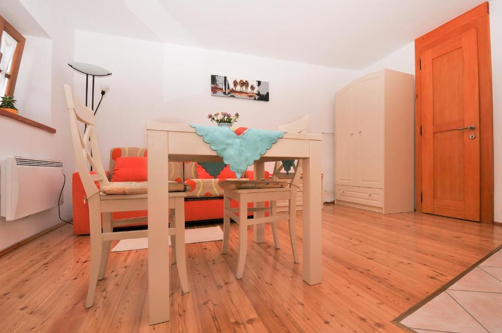 Apartments Tonkli Logje Habitación foto